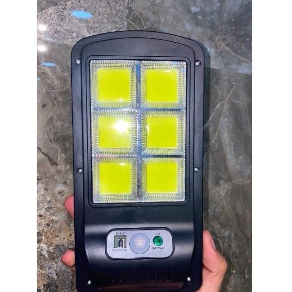 Lámpara Solar LED 30W Recargable Con Sensor de Movimiento y Control Remoto - Solar Light
